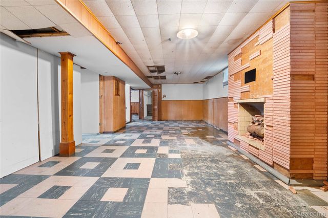 7282 Forrer Street, Detroit, MI 48228