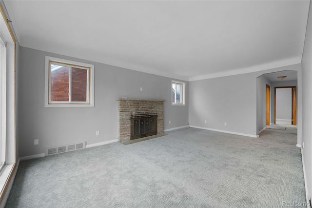 7282 Forrer Street, Detroit, MI 48228