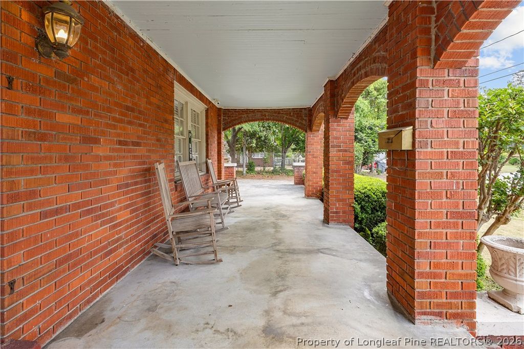 209 E 18th Street, Lumberton, NC 28358 — photo 5
