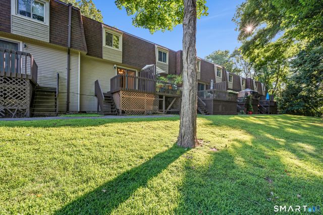 1581 Meriden Waterbury Turnpike 8, Southington, CT 06489