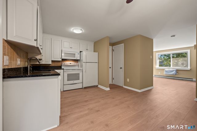 1581 Meriden Waterbury Turnpike 8, Southington, CT 06489