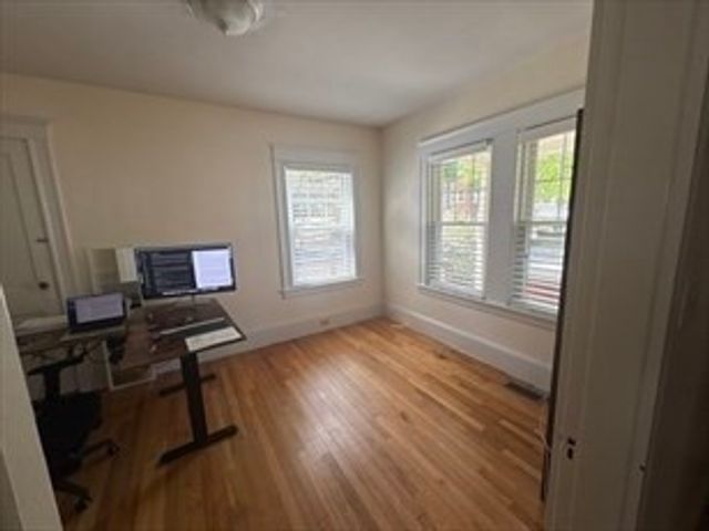 93 Lawton St. 1, Brookline, MA 02446