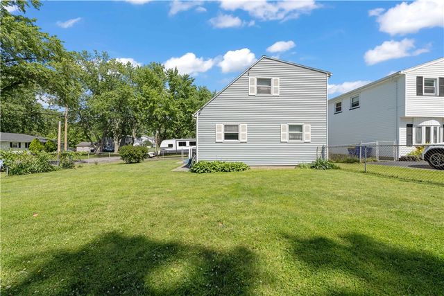 104 Rahway Road, Gates, NY 14606