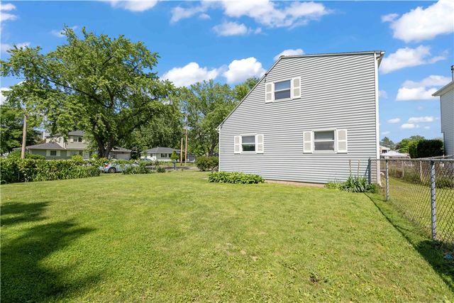 104 Rahway Road, Gates, NY 14606