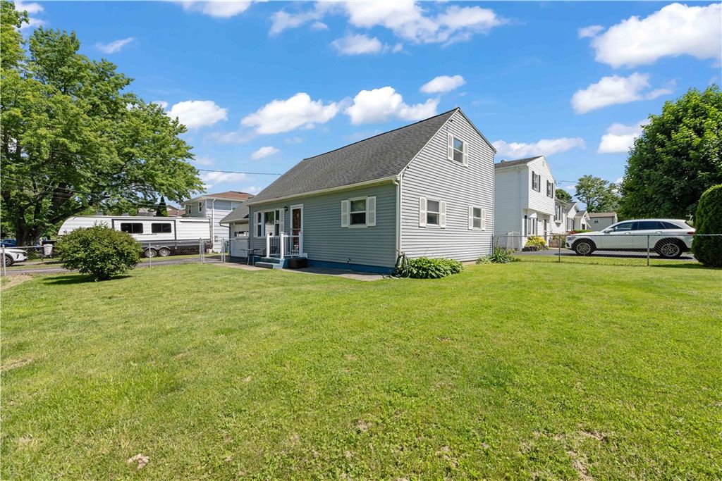 104 Rahway Road, Gates, NY 14606