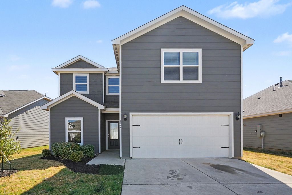 9609 Teton Vista Drive, Fort Worth, TX 76140 — exterior