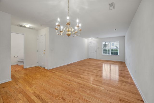 5208 Fernland Way, North Charleston, SC 29420