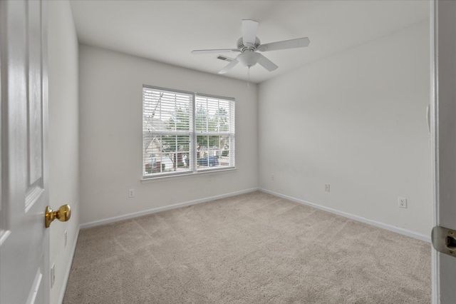 5208 Fernland Way, North Charleston, SC 29420