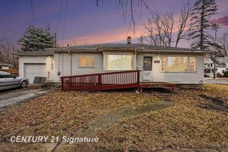 2002 Marquette Street, Saginaw, MI 48602