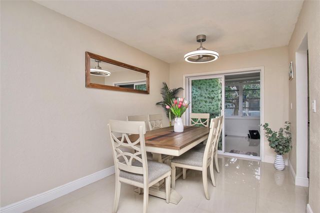 4944 NW 55th Street, Tamarac, FL 33319