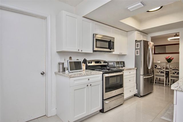 4944 NW 55th Street, Tamarac, FL 33319