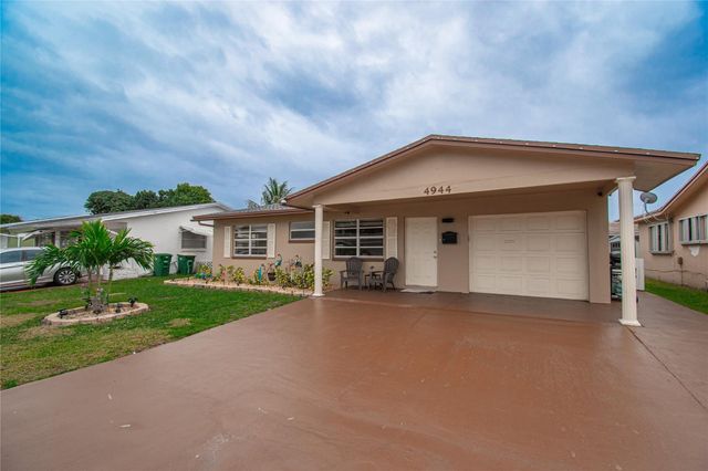 4944 NW 55th Street, Tamarac, FL 33319