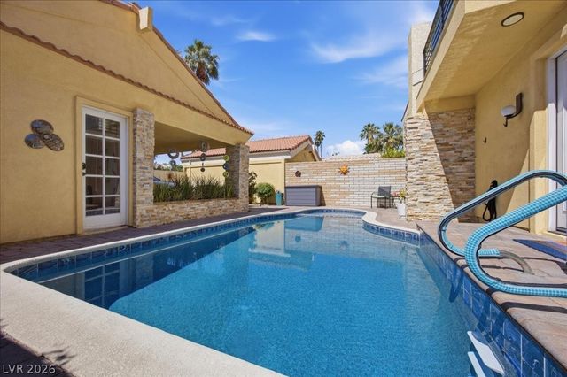 3161 Bel Air Drive, Las Vegas, NV 89109