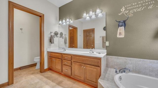 255 Fairway Meadows LANE, Sheboygan Falls, WI 53085