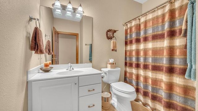 255 Fairway Meadows LANE, Sheboygan Falls, WI 53085