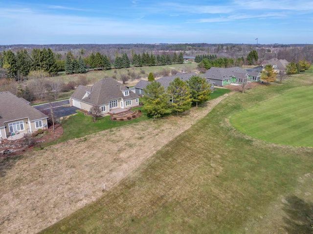 255 Fairway Meadows LANE, Sheboygan Falls, WI 53085