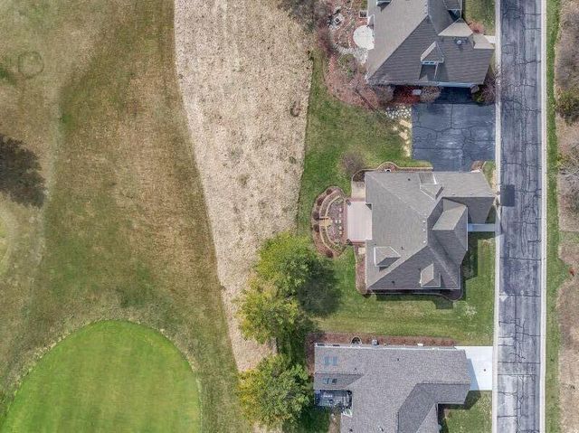 255 Fairway Meadows LANE, Sheboygan Falls, WI 53085