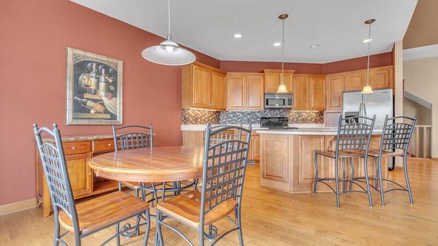 255 Fairway Meadows LANE, Sheboygan Falls, WI 53085