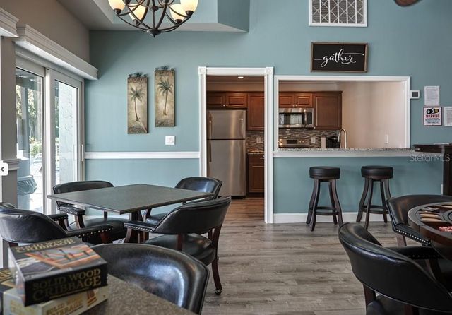 3249 BENEVA ROAD 204, Sarasota, FL 34232