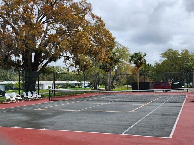 3249 BENEVA ROAD 204, Sarasota, FL 34232