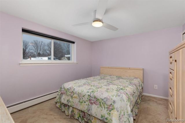 25376 Lyncastle Street, Farmington, MI 48336