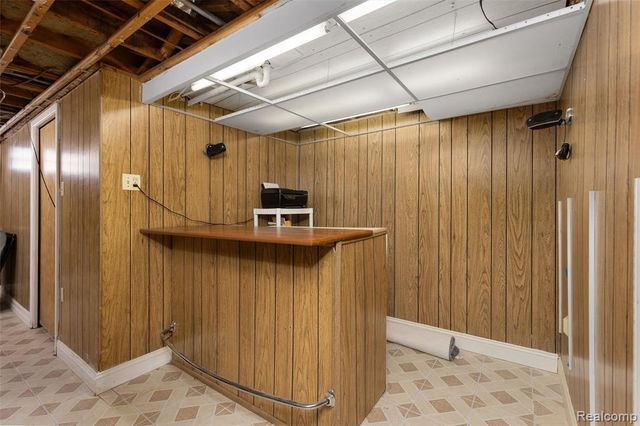 25376 Lyncastle Street, Farmington, MI 48336