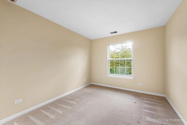 1023 Berkshire Court C, Elgin, IL 60120