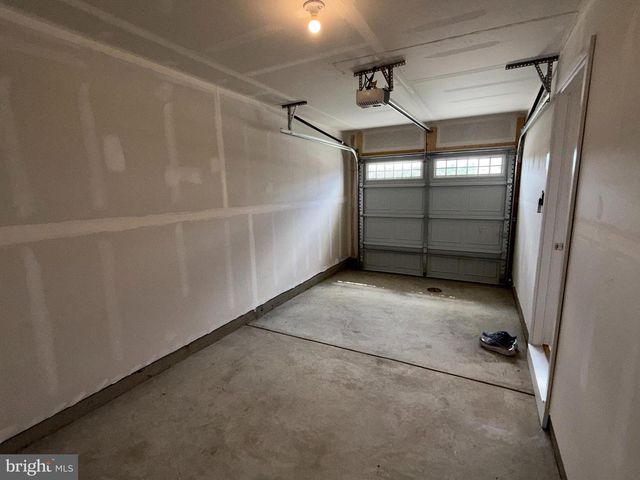 9193 EDENDERRY DR, Fredericksburg, VA 22408