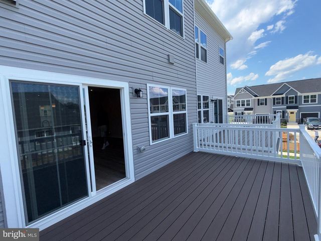 9193 EDENDERRY DR, Fredericksburg, VA 22408