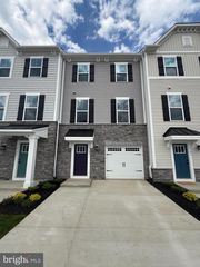 9193 EDENDERRY DR, Fredericksburg, VA 22408