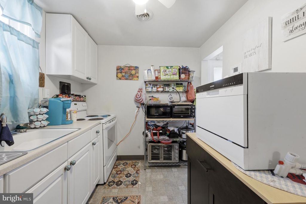723 SHARON AVE, Collingdale, PA 19023 — photo 3