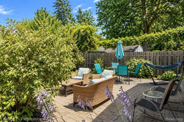 1246 West Boulevard, Berkley, MI 48072