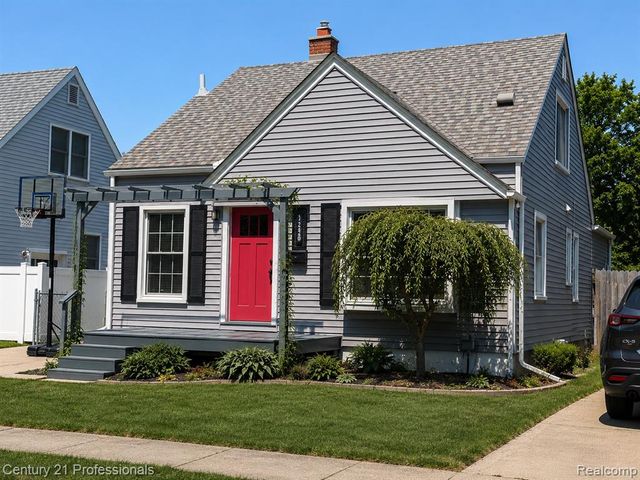 1246 West Boulevard, Berkley, MI 48072
