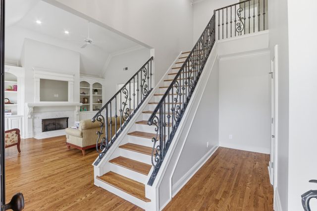 536 WARWICK WILLOW CV, Collierville, TN 38017