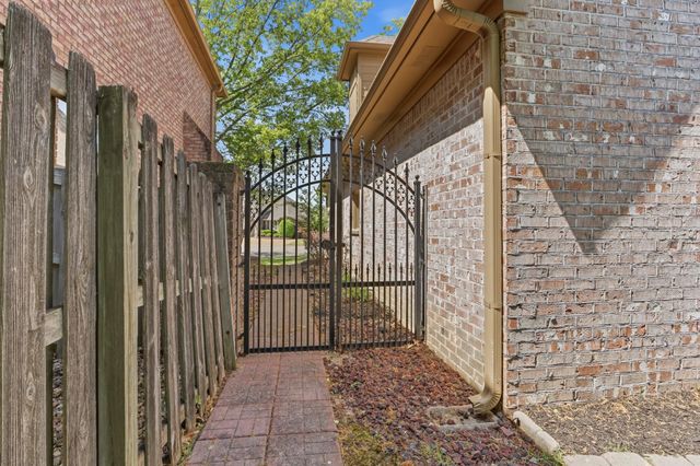 536 WARWICK WILLOW CV, Collierville, TN 38017