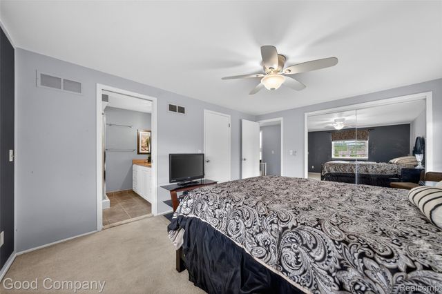 39423 Baroque Boulevard, Clinton Charter Township, MI 48038