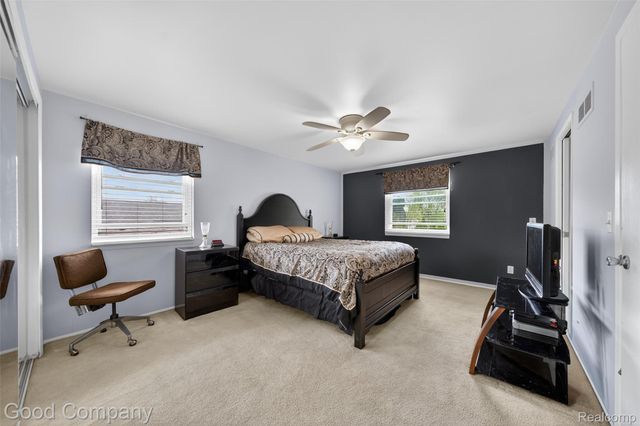 39423 Baroque Boulevard, Clinton Charter Township, MI 48038