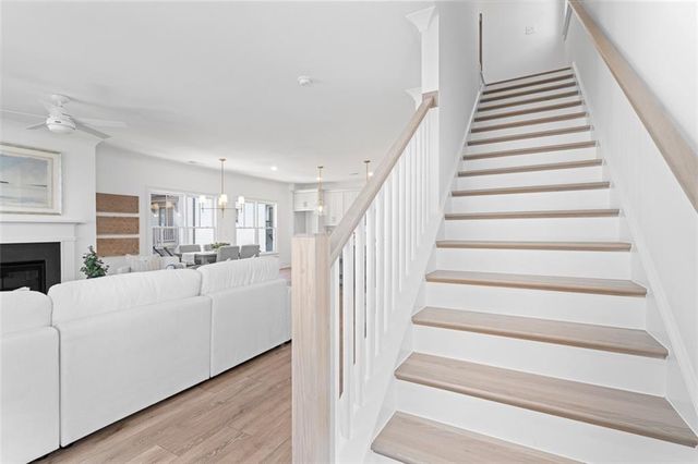 3307 Stillwood Drive, Hapeville, GA 30354