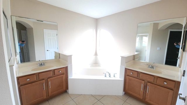 9143 LAKE AVON DRIVE, Orlando, FL 32829