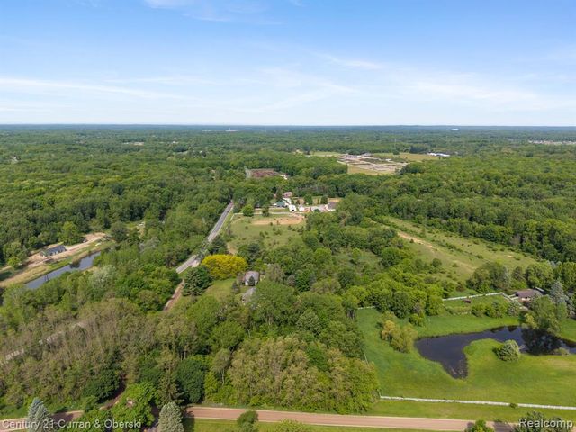 0000 Seven Mile Rd, South Lyon, MI 48178