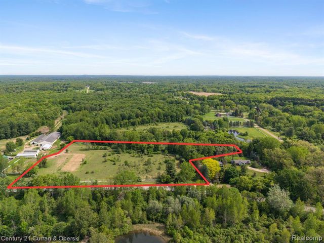 0000 Seven Mile Rd, South Lyon, MI 48178
