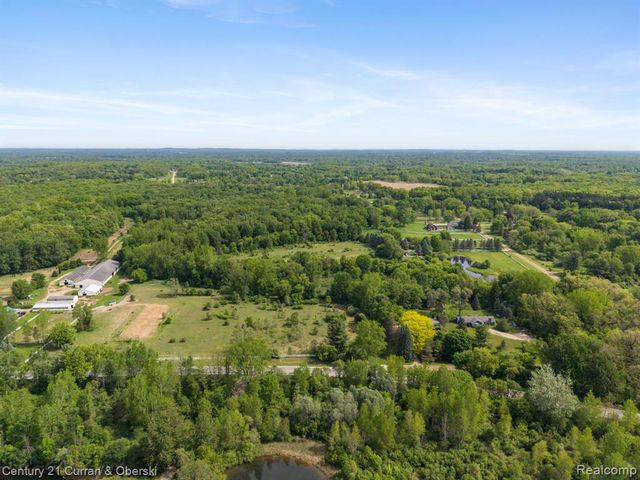 0000 Seven Mile Rd, South Lyon, MI 48178