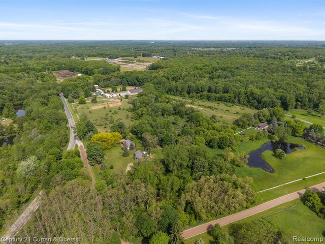 0000 Seven Mile Rd, South Lyon, MI 48178