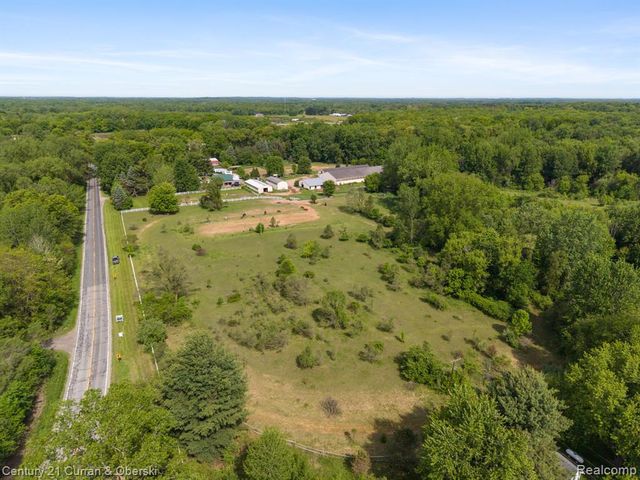 0000 Seven Mile Rd, South Lyon, MI 48178