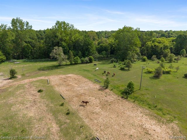 0000 Seven Mile Rd, South Lyon, MI 48178