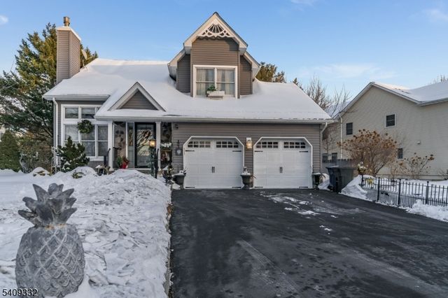 7 Rachel Ct, Clinton Town, NJ 08809