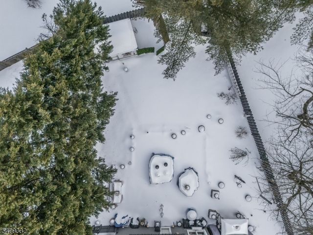 7 Rachel Ct, Clinton Town, NJ 08809