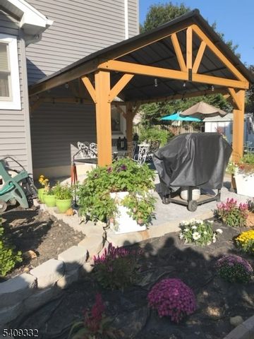 7 Rachel Ct, Clinton Town, NJ 08809