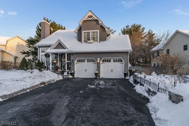 7 Rachel Ct, Clinton Town, NJ 08809