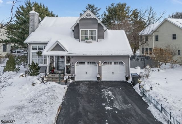 7 Rachel Ct, Clinton Town, NJ 08809